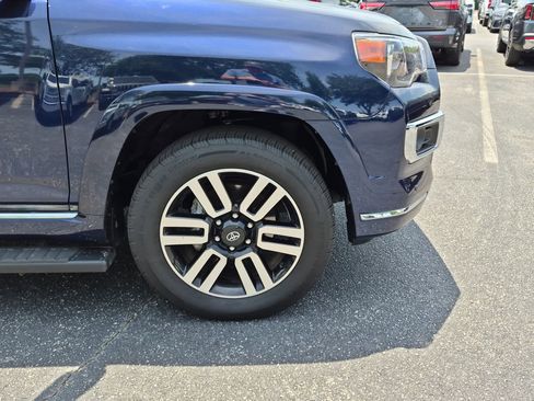 Used 2024 Toyota 4Runner Limited AWD/4WD image 12