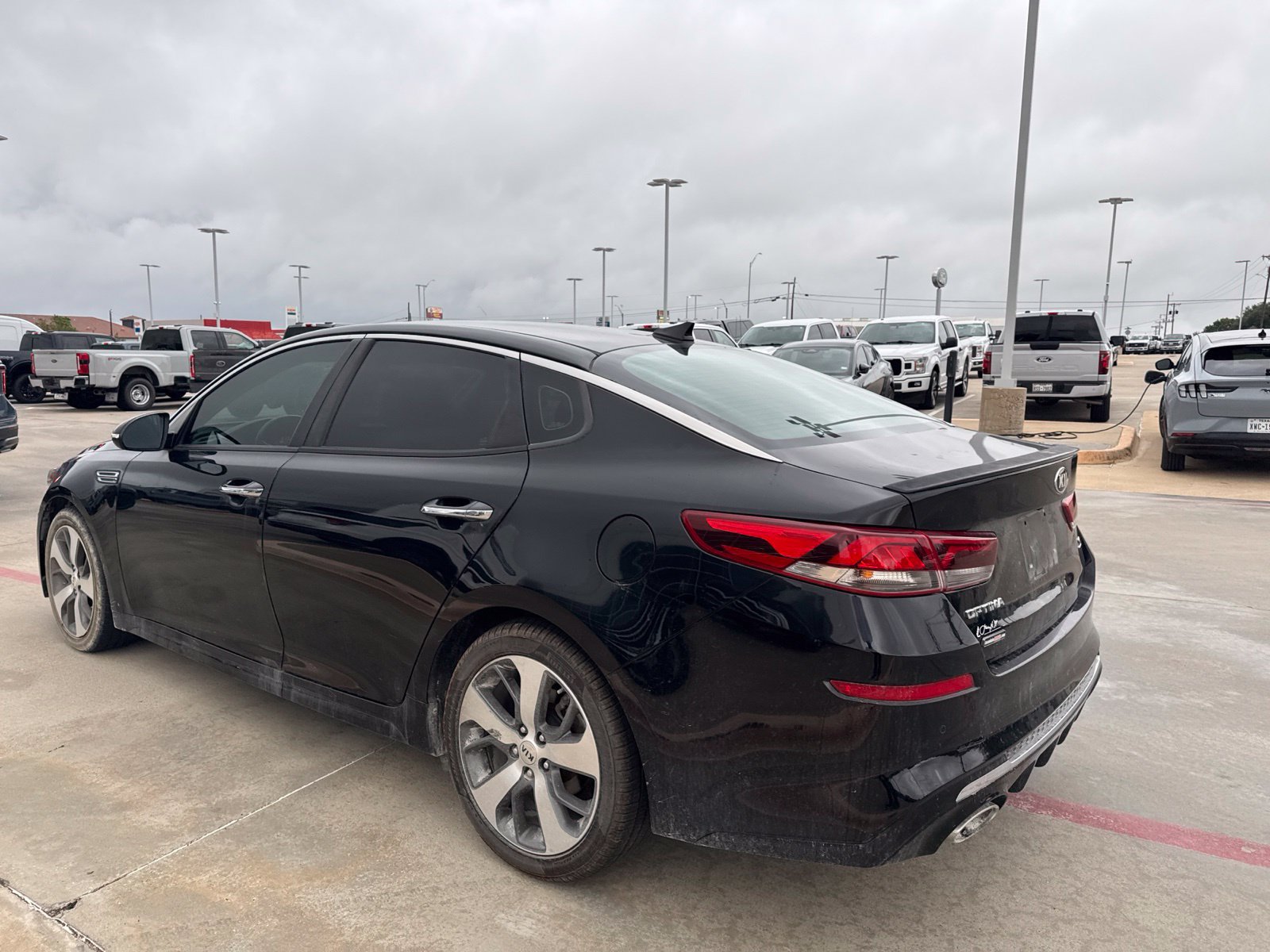 Used 2020 Kia Optima S FWD image 5