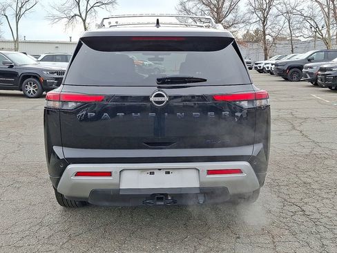 Used 2023 Nissan Pathfinder SL w/ SL Premium Package image 8