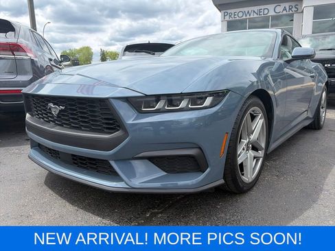 Used 2024 Ford Mustang Premium RWD image 1