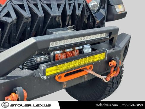 Used 2021 Jeep Gladiator Mojave AWD/4WD image 5