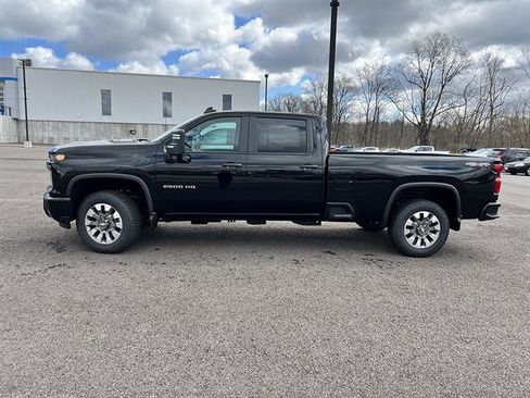 New 2026 Chevrolet Silverado 2500 Custom w/ Custom Value Package AWD/4WD image 2
