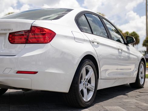 Used 2013 BMW 328i xDrive Sedan AWD/4WD image 14