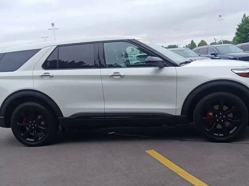 Used 2021 Ford Explorer ST w/ Equipment Group 401A AWD/4WD image 4