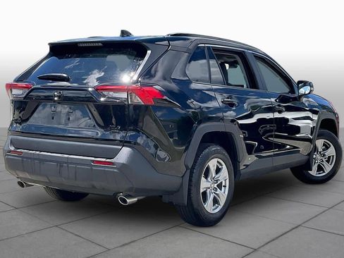 Used 2025 Toyota RAV4 XLE w/ Convenience Package AWD/4WD image 12