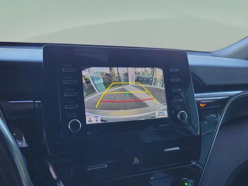 Certified 2023 Toyota Camry SE image 18