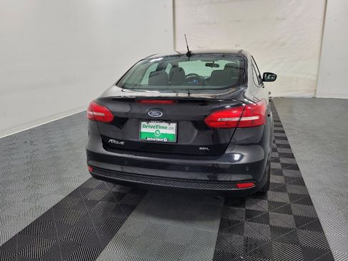 Used 2017 Ford Focus SEL FWD image 7
