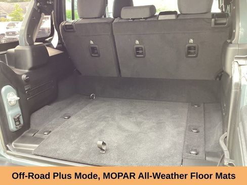 Used 2024 Jeep Wrangler Unlimited AWD/4WD image 14