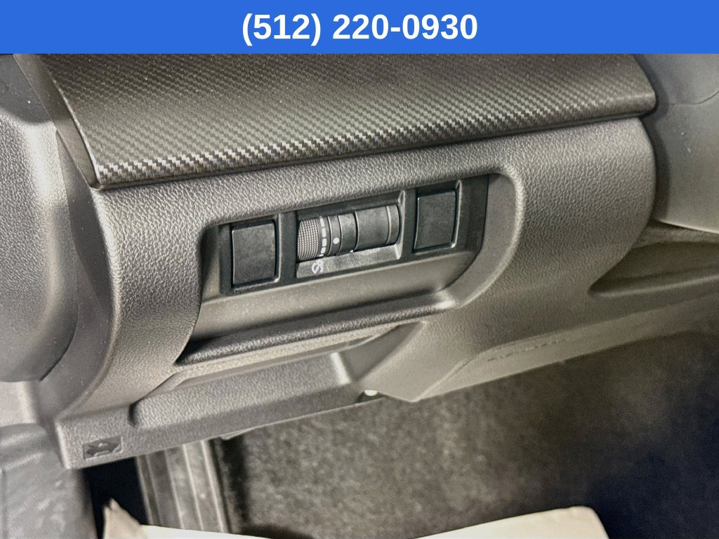 Used 2026 Subaru Crosstrek 2.5i Premium AWD/4WD image 11