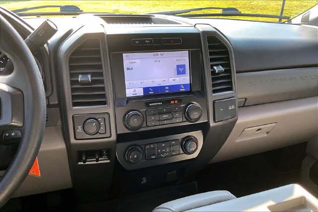 Used 2020 Ford F350 XL w/ STX Appearance Package AWD/4WD image 6