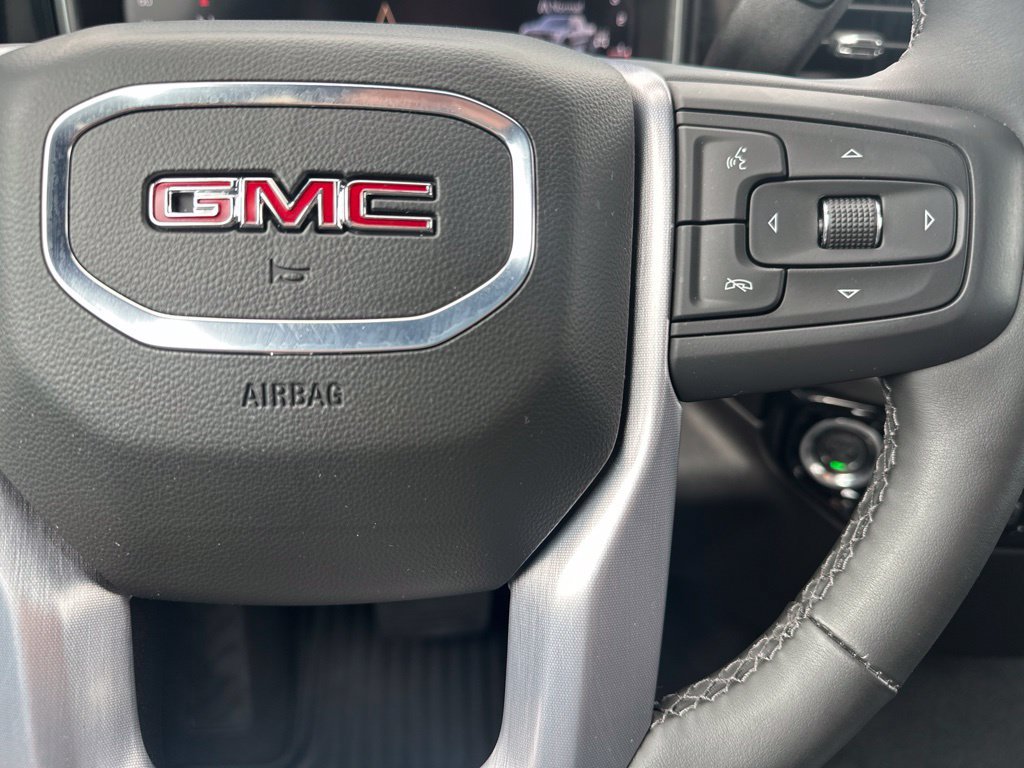 Used 2026 GMC Sierra 1500 SLE AWD/4WD image 17