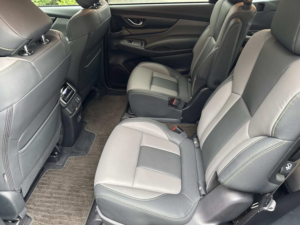 Used 2023 Subaru Ascent Onyx Edition AWD/4WD image 16