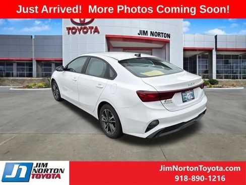 Used 2023 Kia Forte LXS image 4