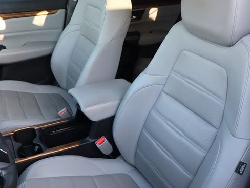Used 2021 Honda CR-V Touring image 6