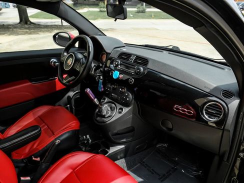 Used 2012 FIAT 500 Abarth w/ Safety & Convenience Pkg FWD image 17