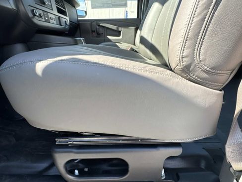 New 2025 Chevrolet Express 2500 w/ Enhanced Convenience Package image 17