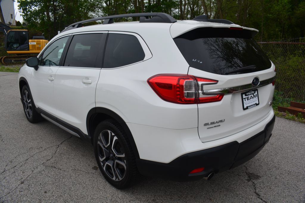 Used 2024 Subaru Ascent Limited AWD/4WD image 7