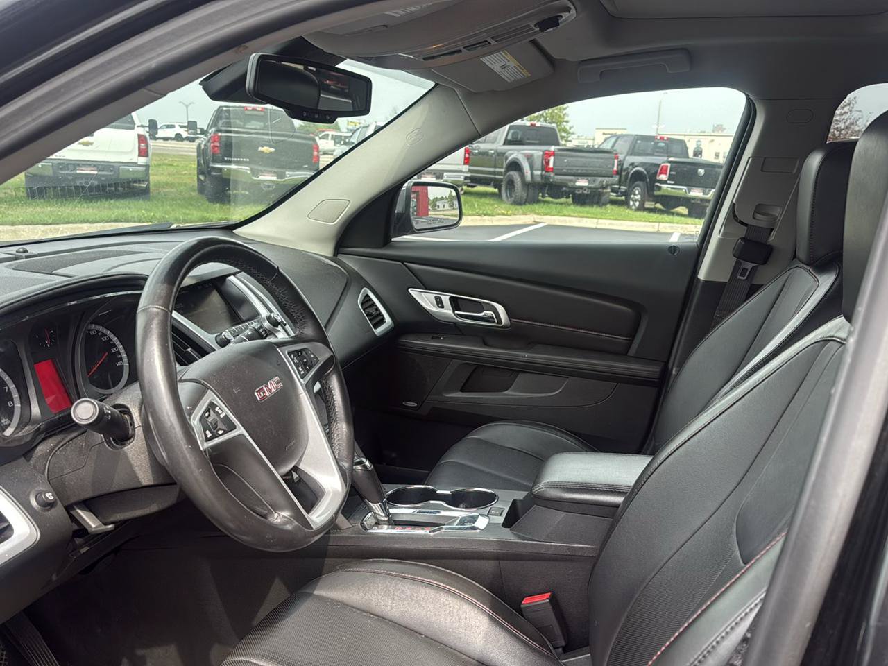 Used 2017 GMC Terrain SLT w/ Open Road Package AWD/4WD image 9
