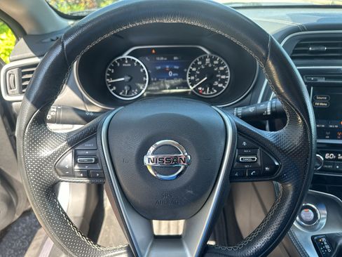 Used 2021 Nissan Maxima 3.5 SV w/ Floor Mat Group FWD image 20