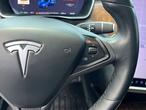 Used 2020 Tesla Model S Long Range AWD/4WD image 40