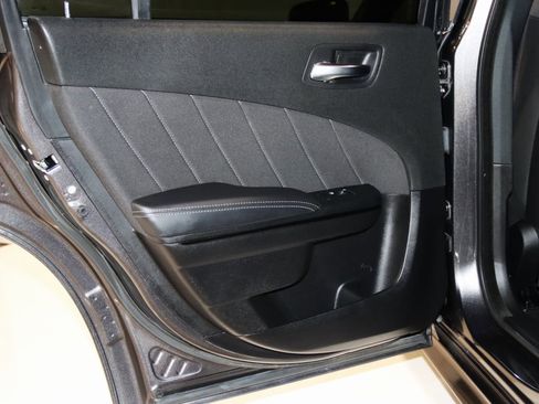 Used 2022 Dodge Charger R/T w/ Blacktop Package image 58