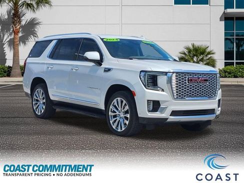 Used 2024 GMC Yukon Denali w/ Advanced Technology Package AWD/4WD image 3