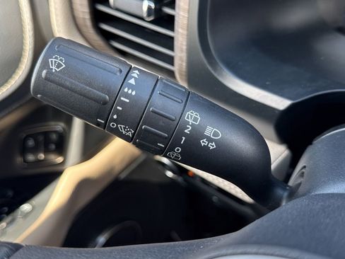 Used 2023 Ford Expedition Max Limited RWD image 17