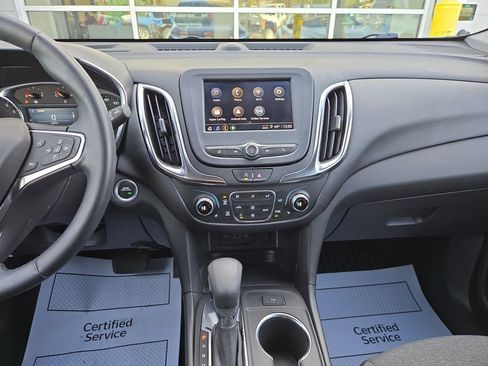 Used 2024 Chevrolet Equinox LT w/ Driver Convenience Package image 22