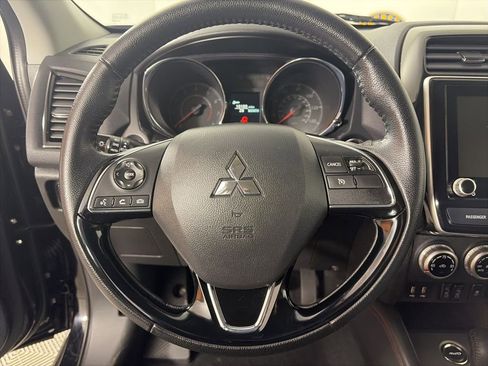 Used 2024 Mitsubishi Outlander Sport SE AWD/4WD image 6