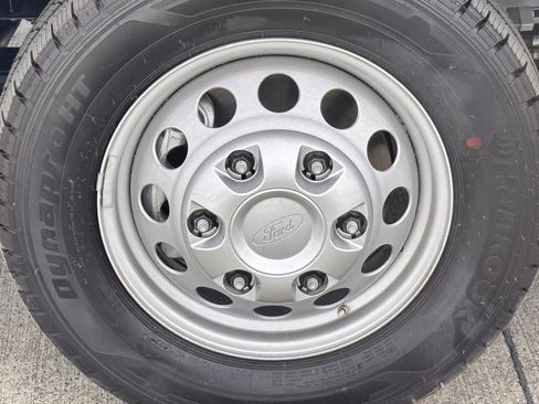 New 2026 Ford Transit 350 XL image 24