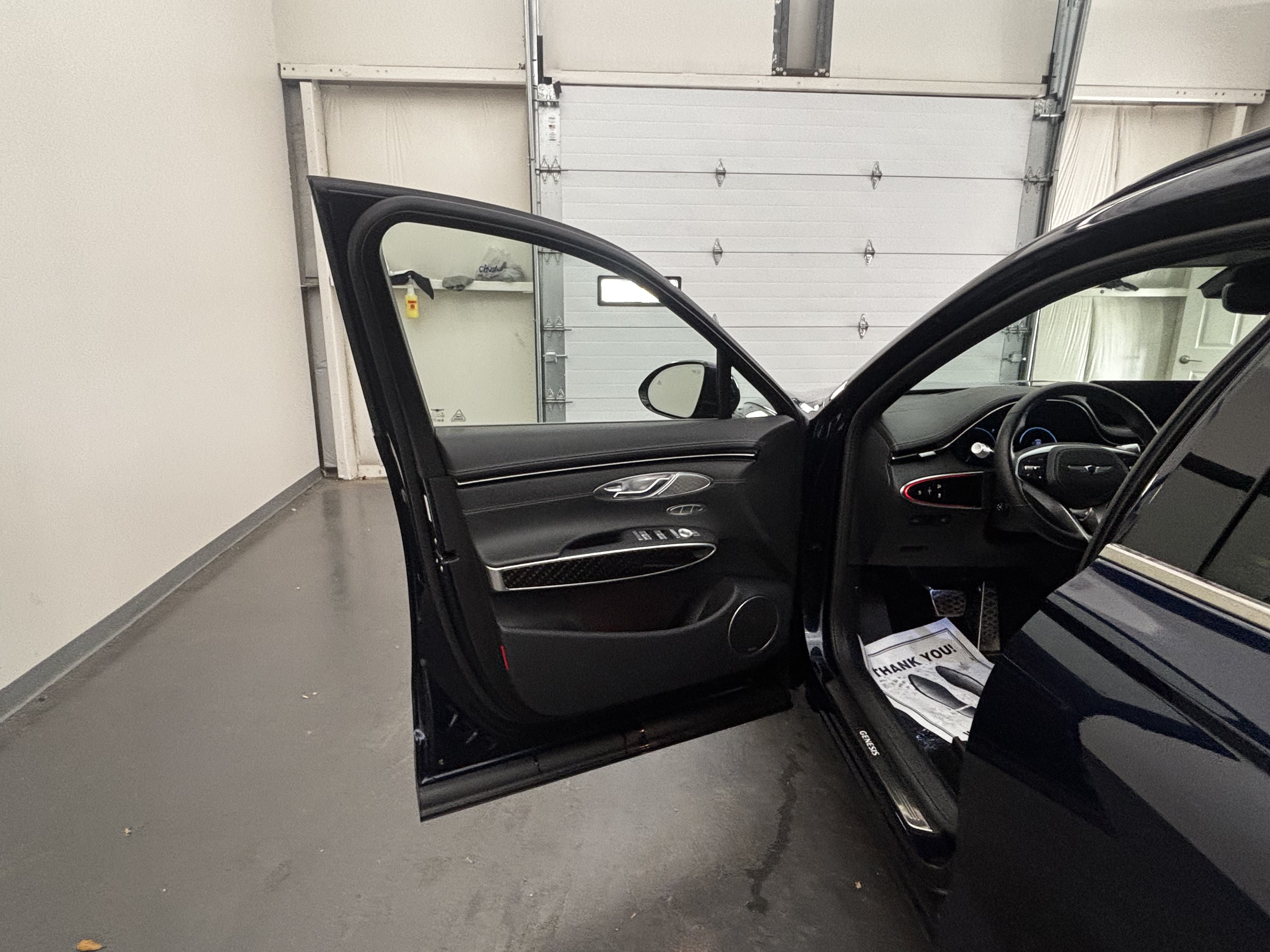 Used 2023 Genesis GV70 3.5T Sport w/ Sport Prestige Package AWD/4WD image 11