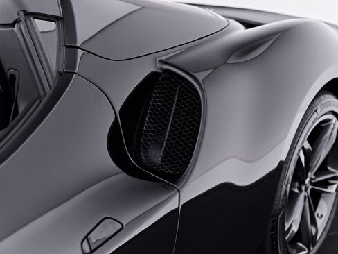 Used 2024 Ferrari 296 GTS RWD image 26