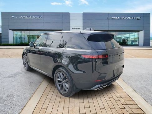 Used 2024 Land Rover Range Rover Sport SE AWD/4WD image 5