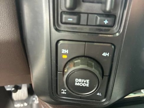 Used 2025 Ford F250 King Ranch AWD/4WD image 10