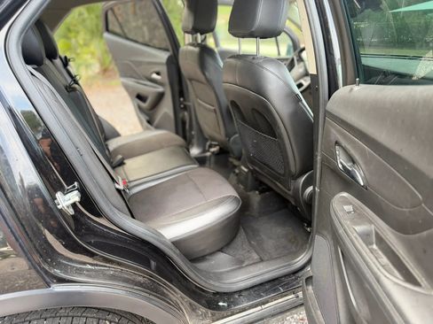 Used 2018 Buick Encore Sport Touring FWD image 5
