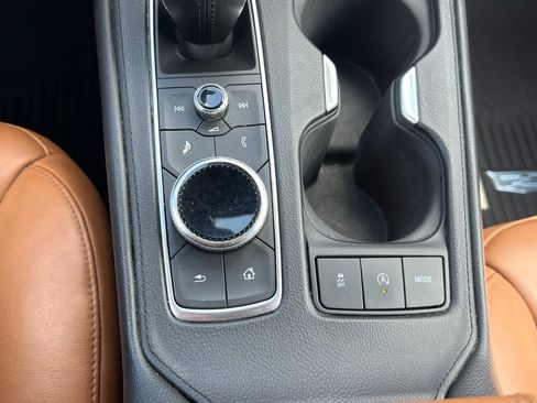 Used 2019 Cadillac XT4 Premium Luxury AWD/4WD image 33