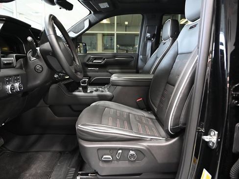 Used 2024 GMC Sierra 1500 AT4X image 14