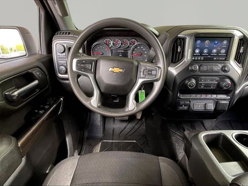 Used 2022 Chevrolet Silverado 2500 LT AWD/4WD image 9
