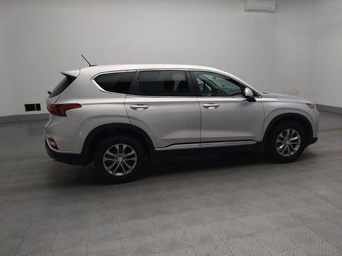 Used 2019 Hyundai Santa Fe SE image 10