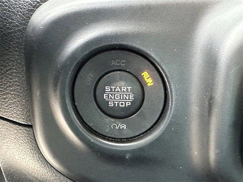 Used 2023 Jeep Wrangler Unlimited Rubicon image 24