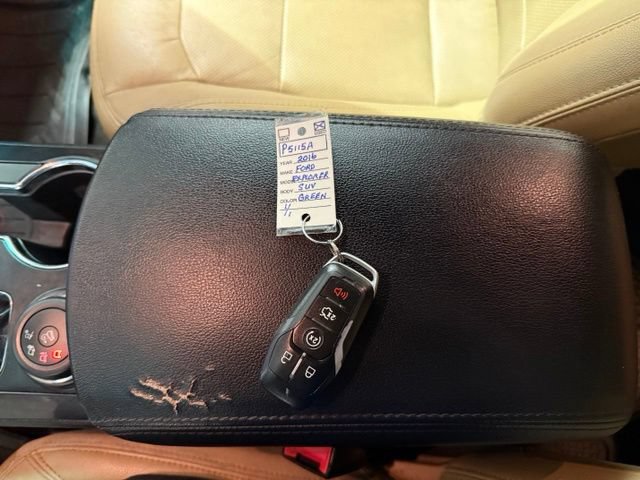 Used 2016 Ford Explorer Limited w/ Equipment Group 301A AWD/4WD image 22