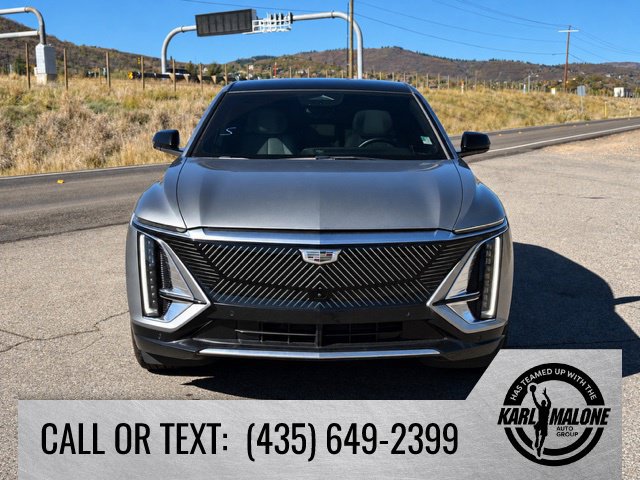 Used 2024 Cadillac Lyriq Luxury AWD/4WD image 8