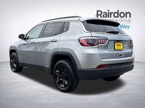 Used 2024 Jeep Compass Latitude AWD/4WD image 5
