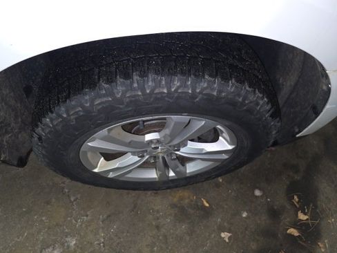 Used 2013 Chevrolet Equinox LT w/ Driver Convenience Package image 4