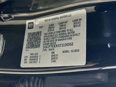 Used 2026 Chevrolet Colorado Trail Boss AWD/4WD image 12