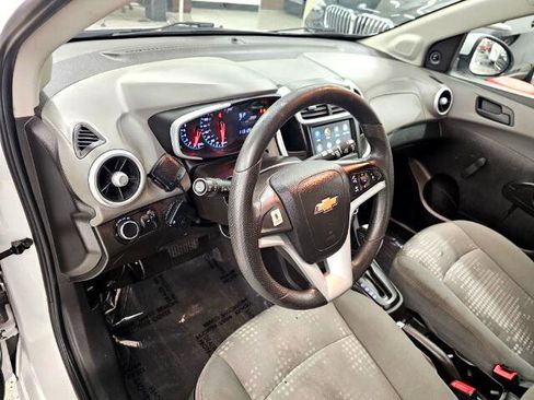 Used 2018 Chevrolet Sonic LT image 7