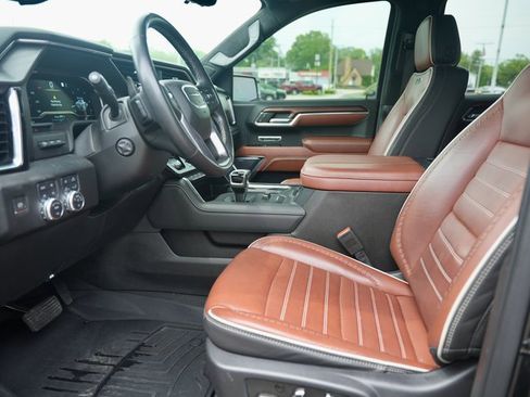Used 2023 GMC Sierra 1500 Denali Ultimate image 12