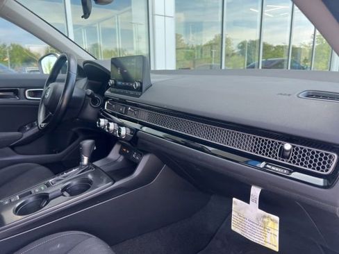 Certified 2023 Honda Civic EX image 21