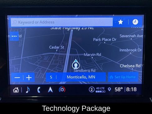 Used 2023 Cadillac XT6 Sport w/ Technology Package AWD/4WD image 3