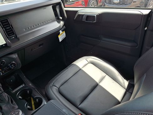 New 2026 Ford Bronco Big Bend AWD/4WD image 9